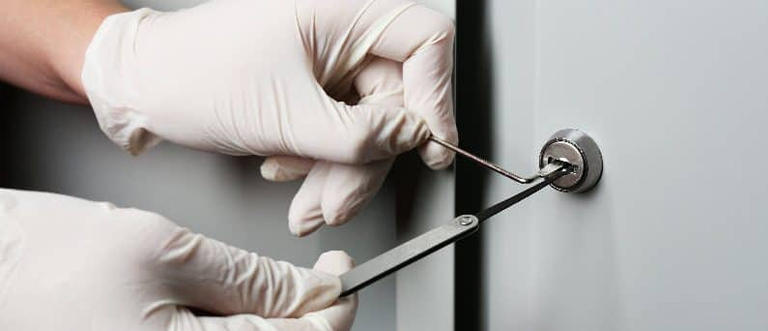 Commercial Emergency Locksmith Rosemont